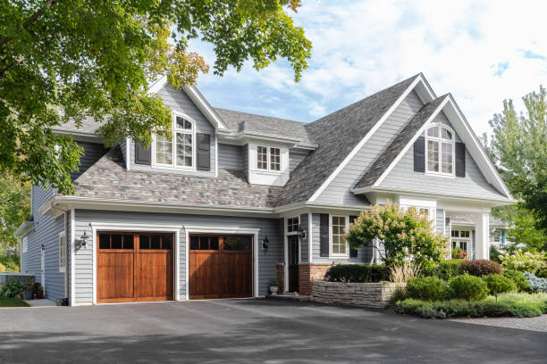 Best Roof Insulation Installation  in Lewisville, WA